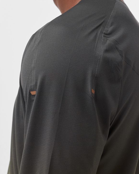 ON X LOEWE PERFORMANCE TEE