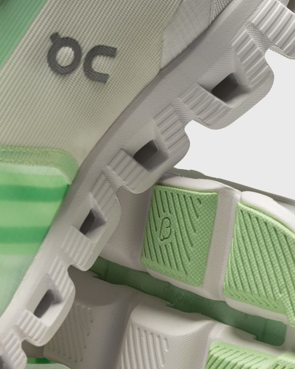 WMNS Cloud X Shift