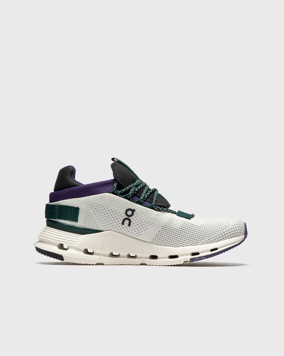 WMNS Cloudnova