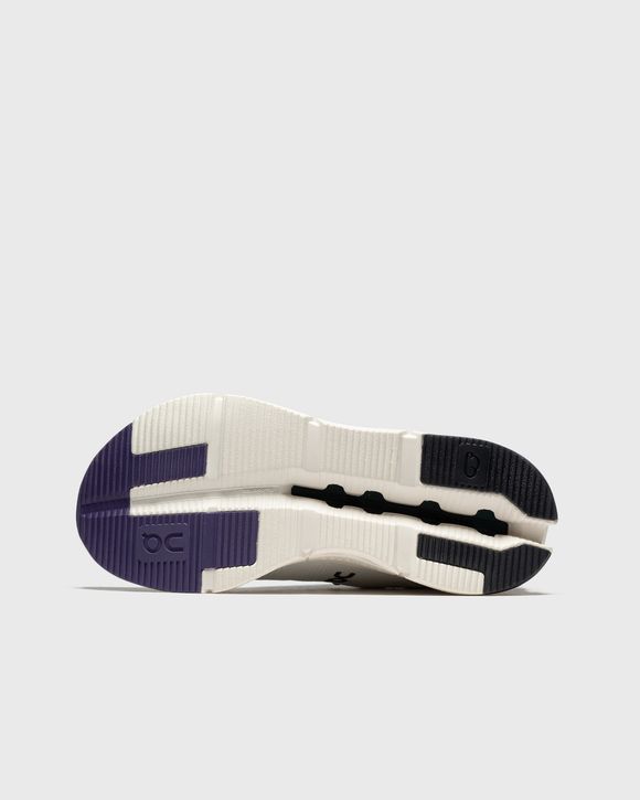 WMNS Cloudnova