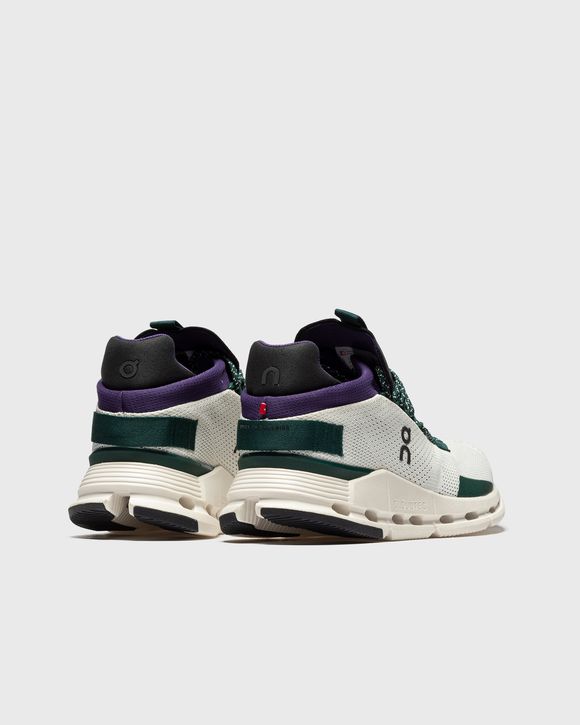 WMNS Cloudnova