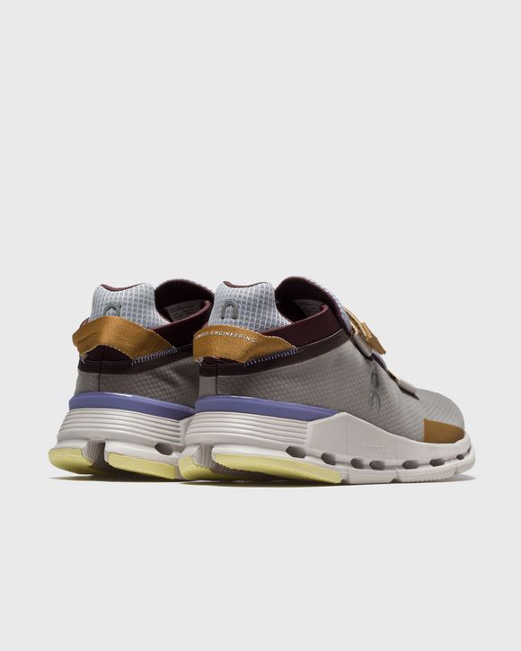 WMNS Cloudnova Wrap