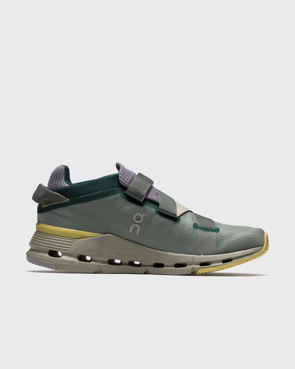 WMNS Cloudnova Wrap