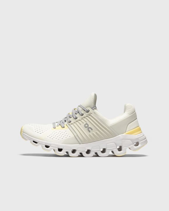 WMNS Cloudswift