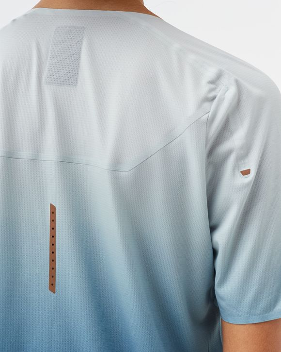 WMNS ON X LOEWE PERFORMANCE TEE