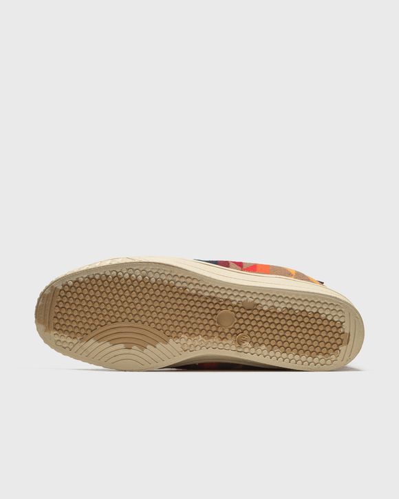 HIGH TOP PILOT ROCK