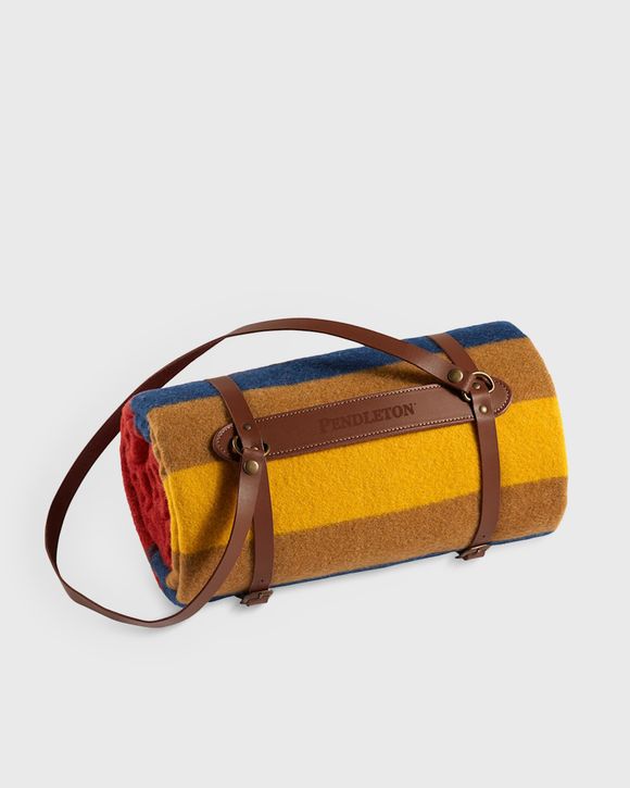 NATIONAL PARK THROW W/ CARRIER