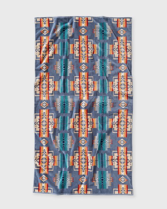 OVERSIZED JACQUARD SPA TOWEL