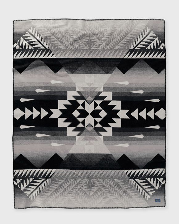 X NIKE N7 SEVEN PEAKS BLANKET