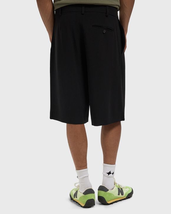 Kuro Pleated Shorts