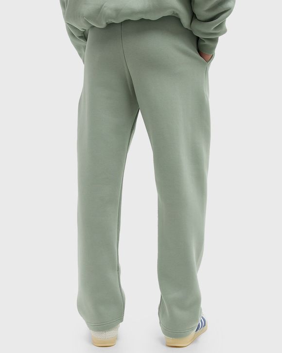 Trackpants