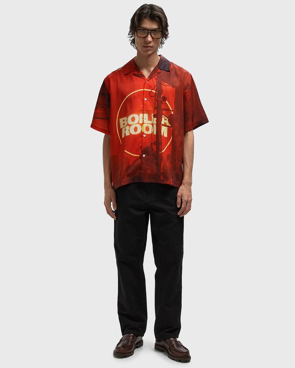 x BOILER ROOM VENUE BUTTON UP