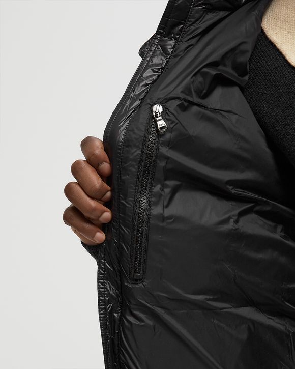 BOMBER