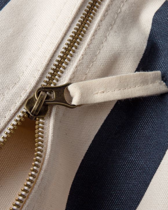 PELIKANS STRIPED BAG