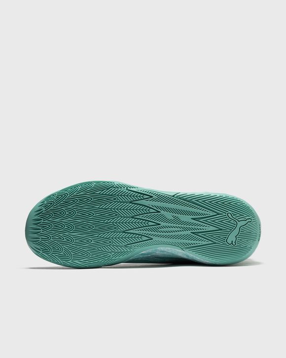MB.02 Jade