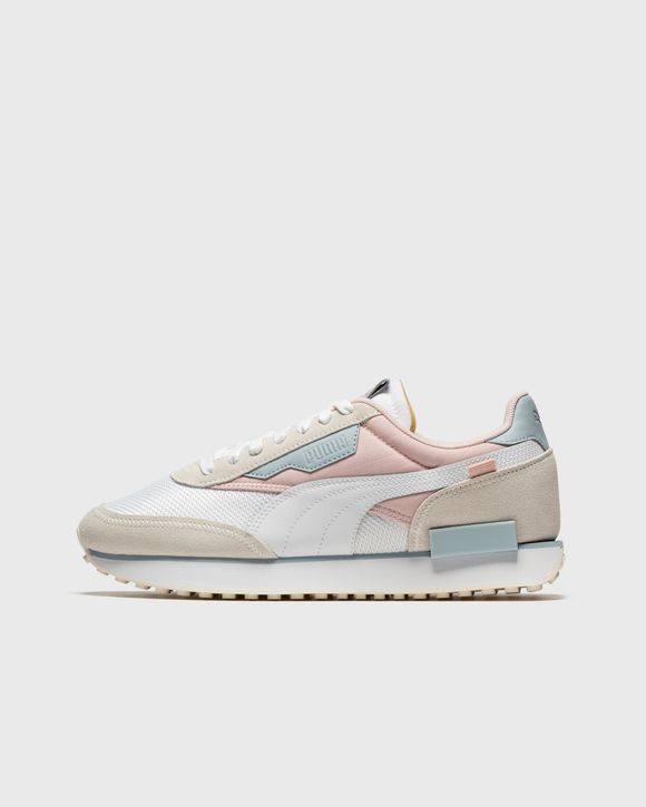 WMNS Future Rider Soft