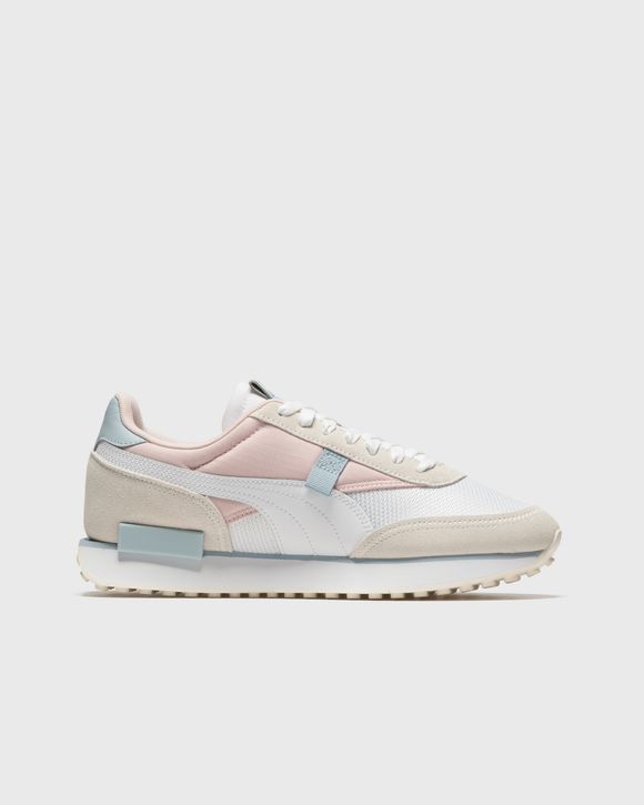 WMNS Future Rider Soft