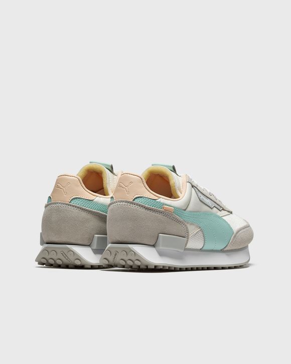WMNS Future Rider Soft