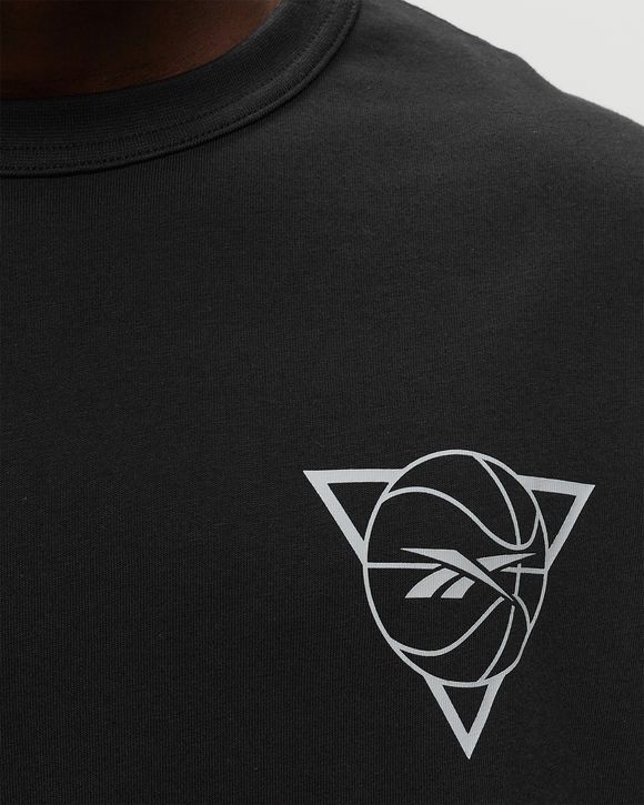 BB SEASONAL GRAPHIC TEE
