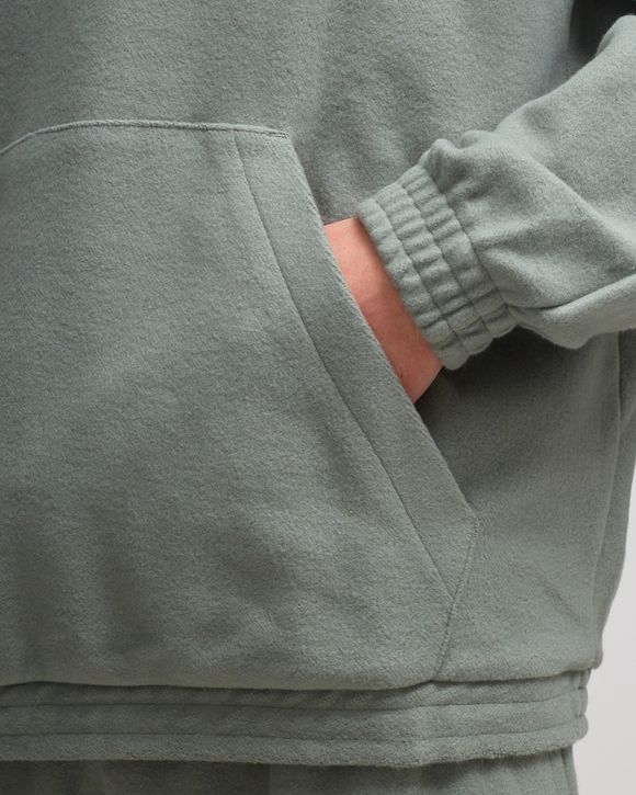 CLASSIC WARDROBE ESSENTIALS HOODIE