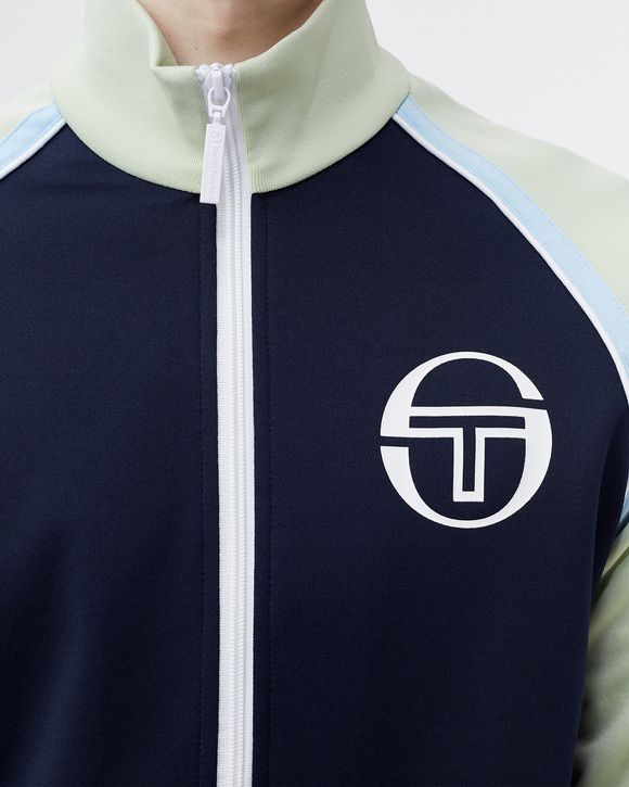 MC Staff Tracktop