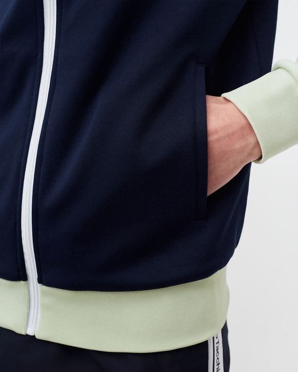 MC Staff Tracktop
