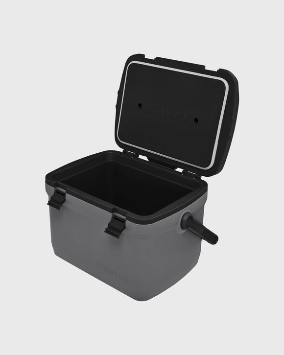 The Easy-Carry Outdoor Cooler