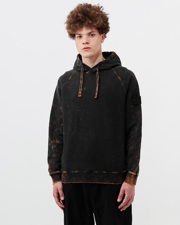 Fleece Sweater Off-Dye Treatment