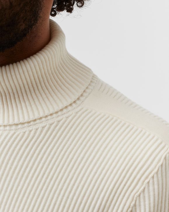 TURTLENECK SWEATER