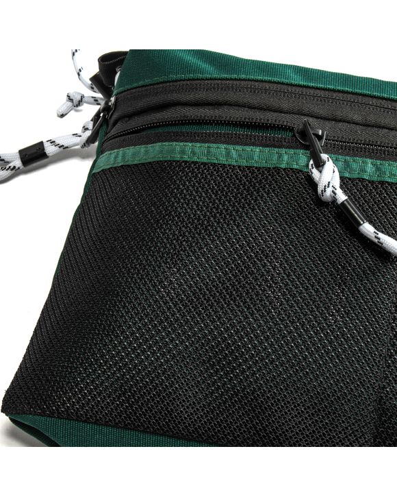 forestgreen_3203200-03