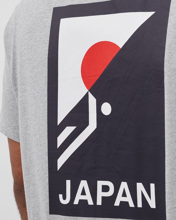 INTERNATIONAL COLLECTION CLIMB GRAPHIC TEE