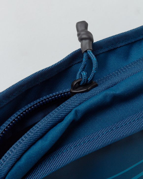 INTERNATIONAL COLLECTION HIP PACK