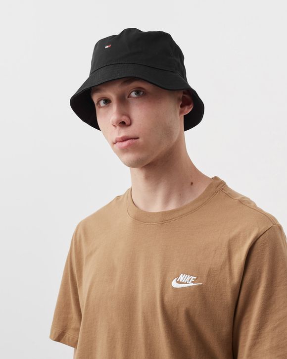 FLAG BUCKET HAT