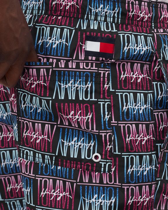 LOGO PRINT SLIM FIT SHORT LENGTH SWIM SHORTS