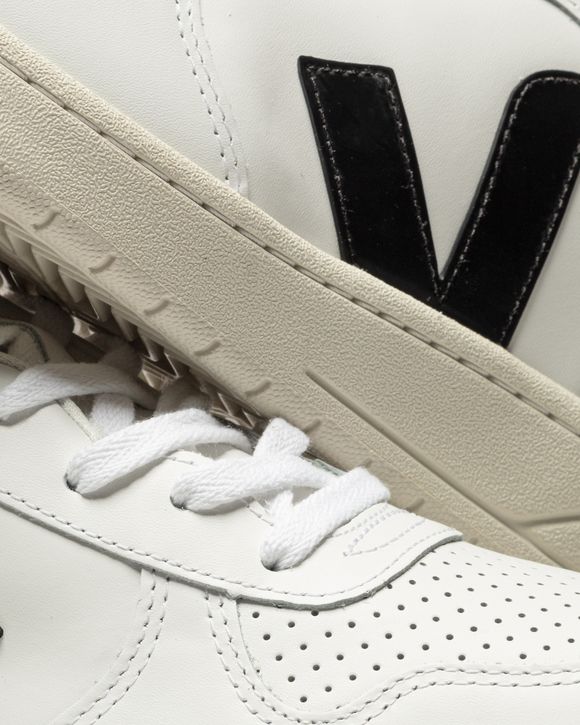 WMNS V-10 LEATHER