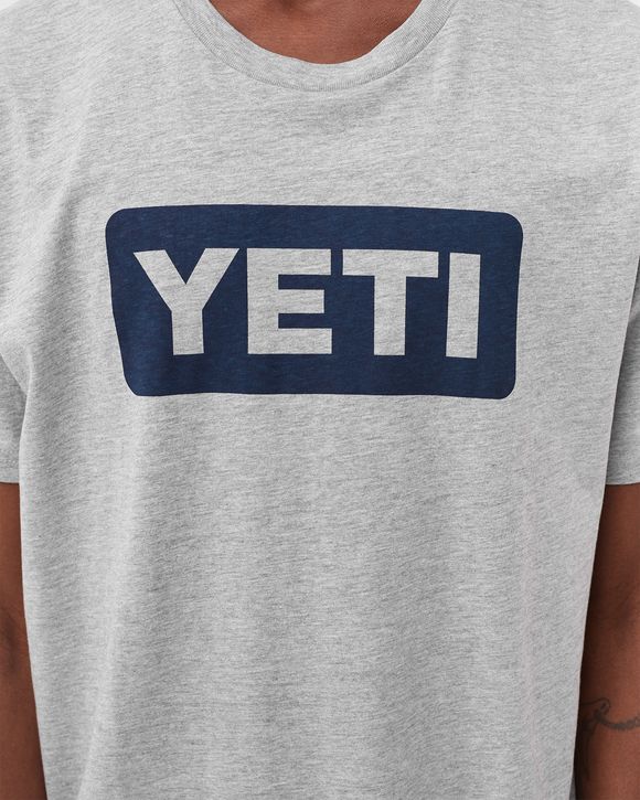 Logo Badge C&S Tee