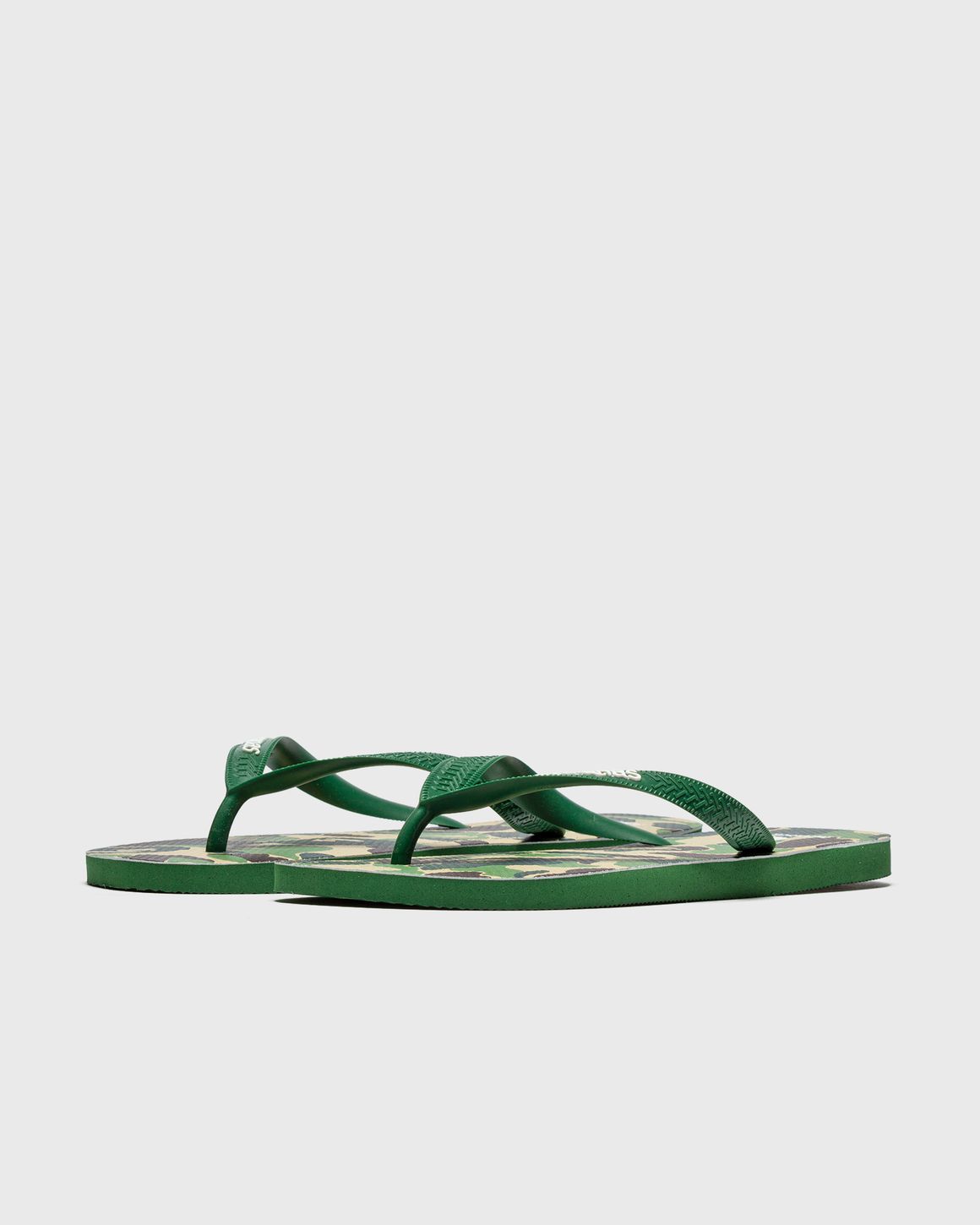 A BATHING APE × Havaianas Green Bape x Havaianas Bape x Havaianas