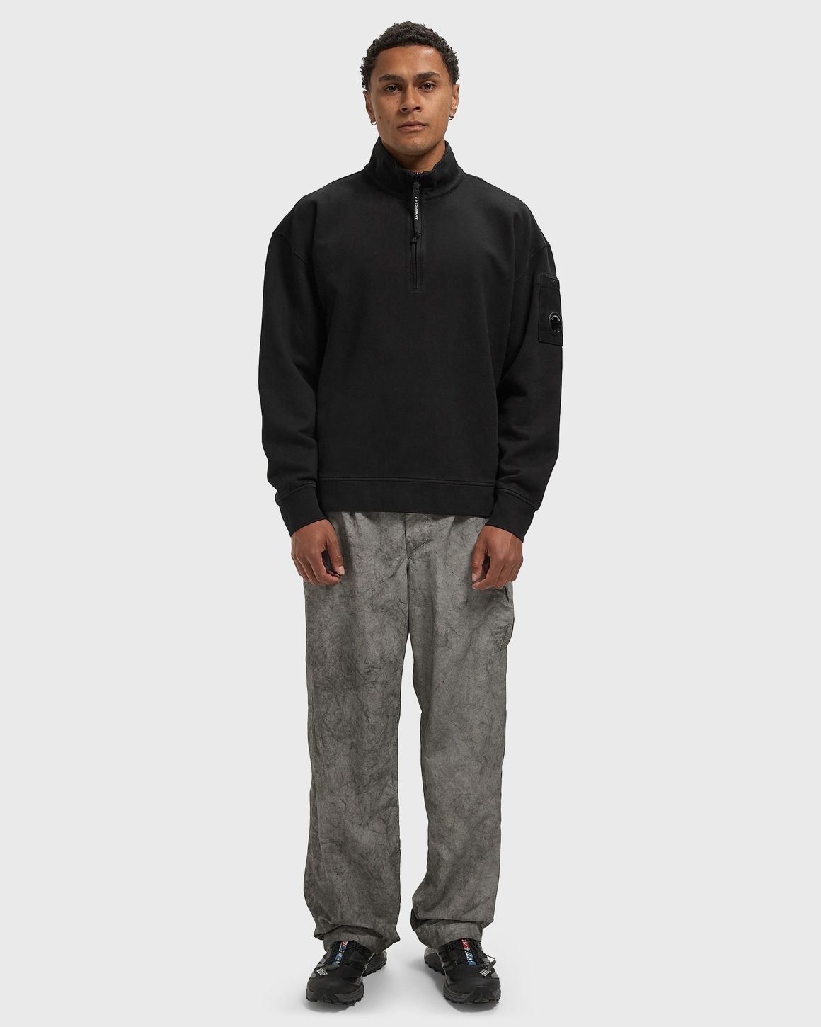 Ansicht 2 von C.P. Company BRUSHED AND EMERIZED DIAGONAL FLEECE MIXED BOXY CREWNECK LENS SWEATSHIRT