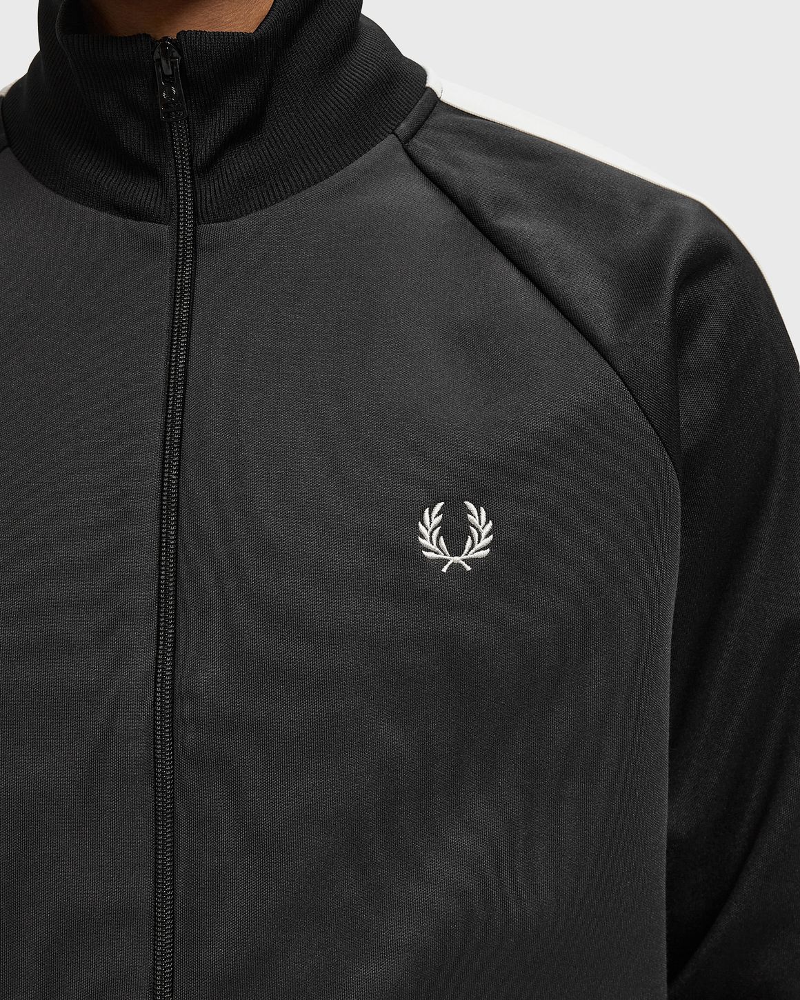 Ansicht 4 von Fred Perry CONTRAST SLEEVE TRACK JACKET