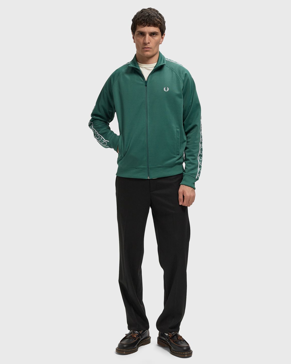 Ansicht 2 von Fred Perry CONTRAST TAPE TRACK JACKET