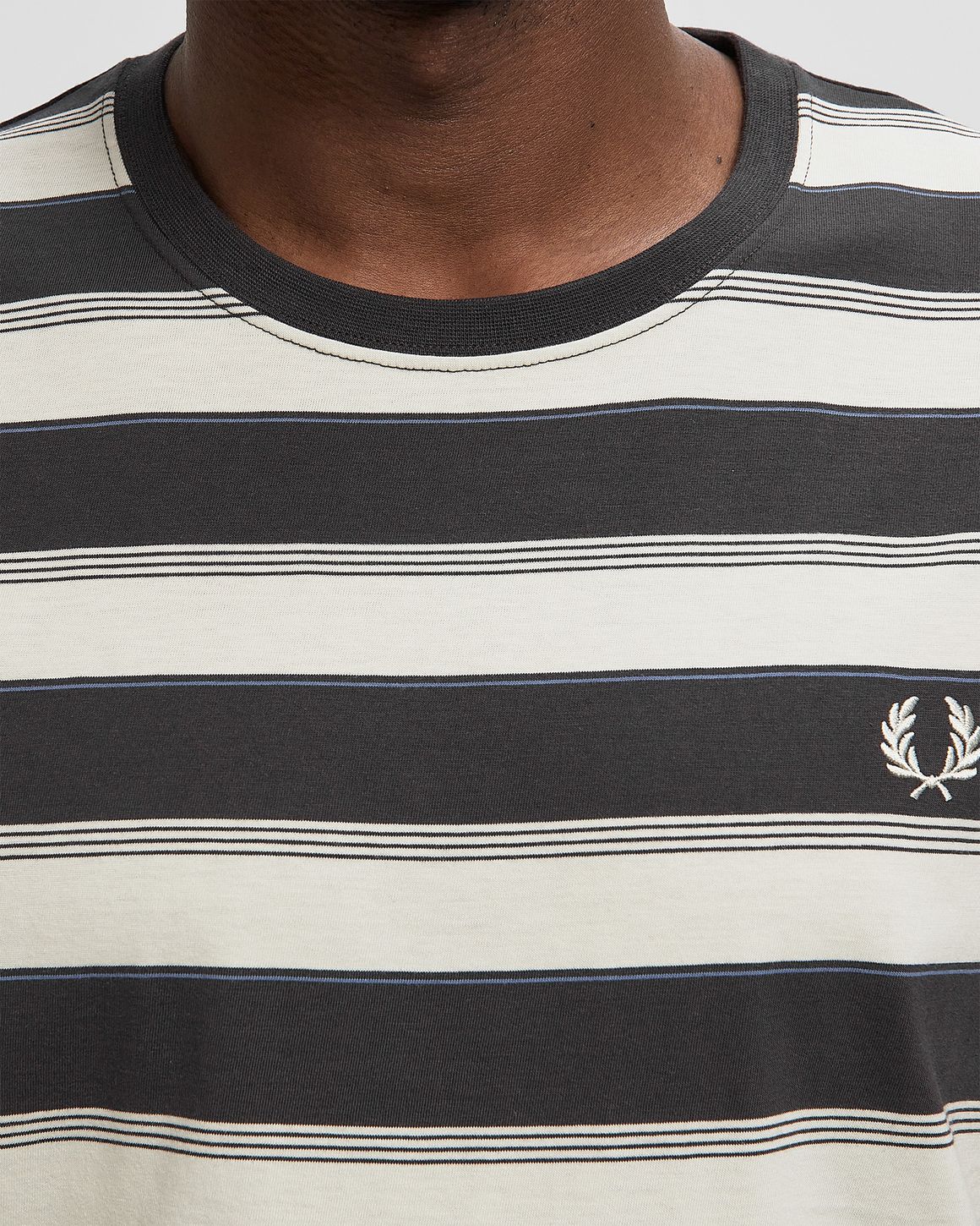 Ansicht 3 von Fred Perry FINE STRIPE T-SHIRT