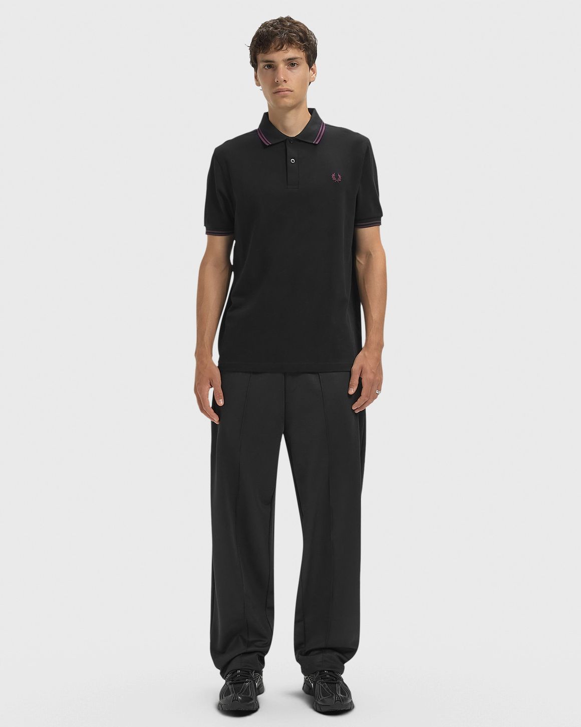Ansicht 2 von Fred Perry LEATHER PATCH TRACK PANT