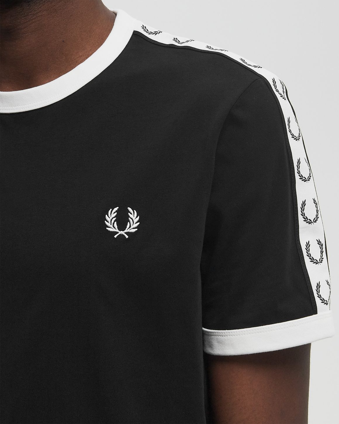 Ansicht 3 von Fred Perry TAPED RINGER T-SHIRT