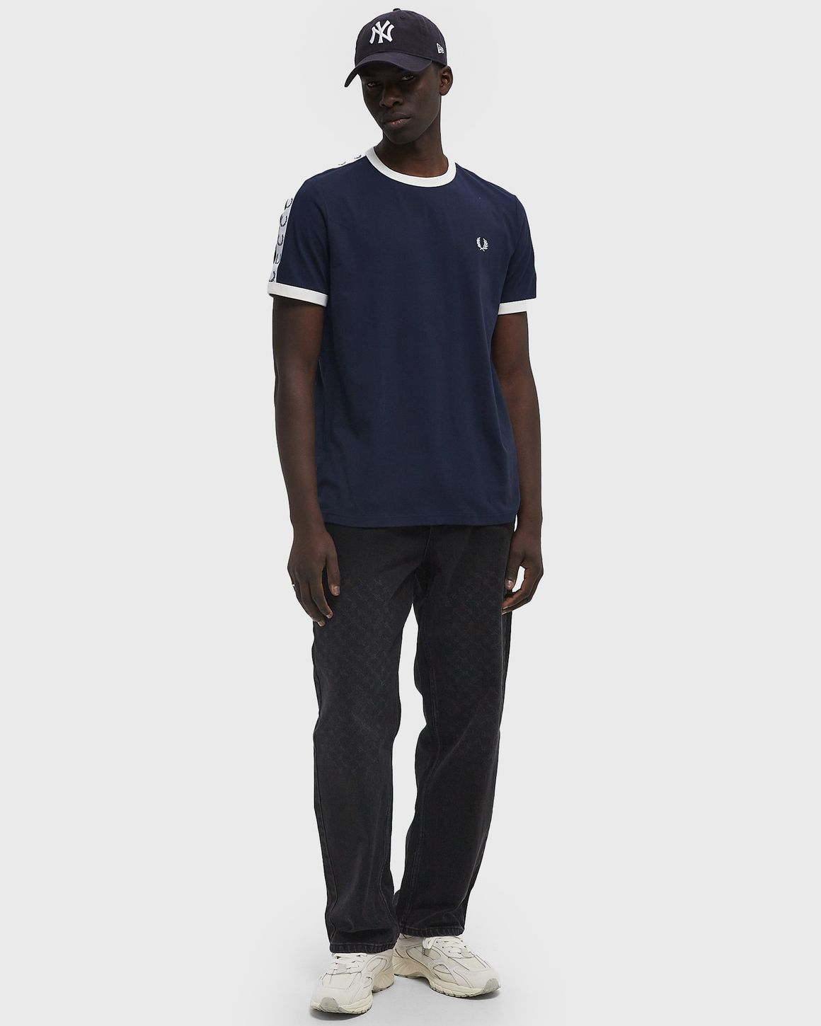Ansicht 2 von Fred Perry TAPED RINGER TEE