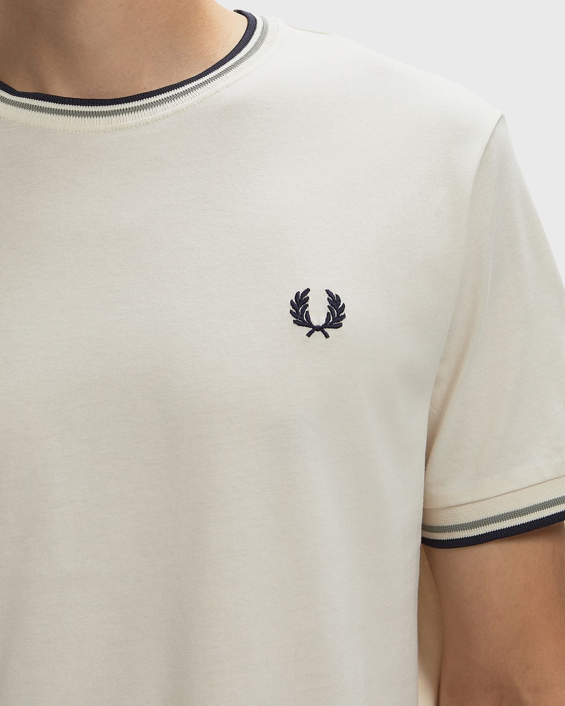 Ansicht 3 von Fred Perry TWIN TIPPED T-SHIRT