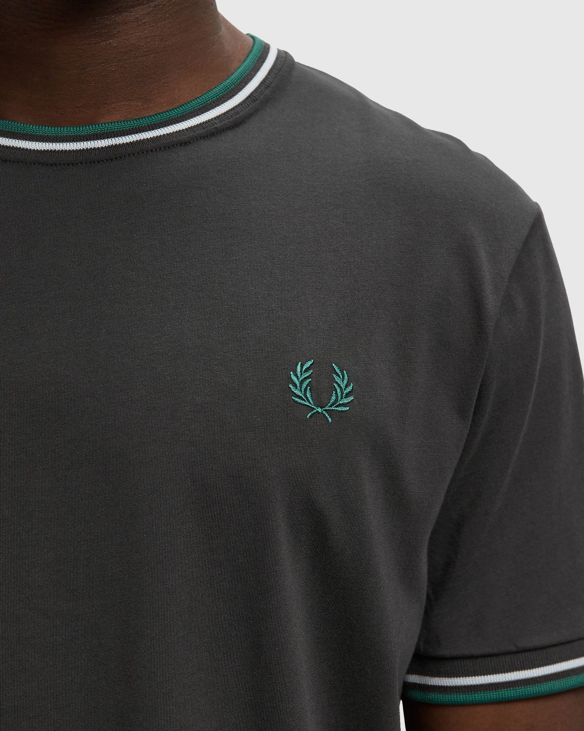 Ansicht 3 von Fred Perry TWIN TIPPED T-SHIRT