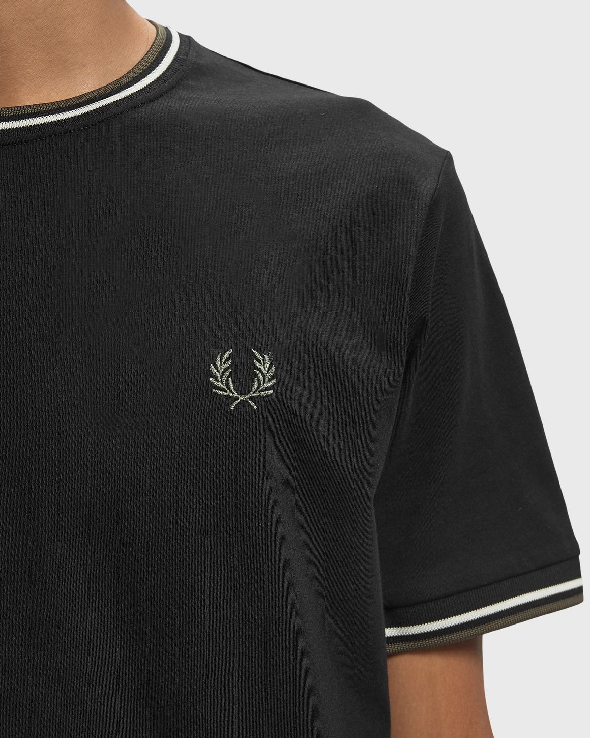 Ansicht 3 von Fred Perry TWIN TIPPED T-SHIRT