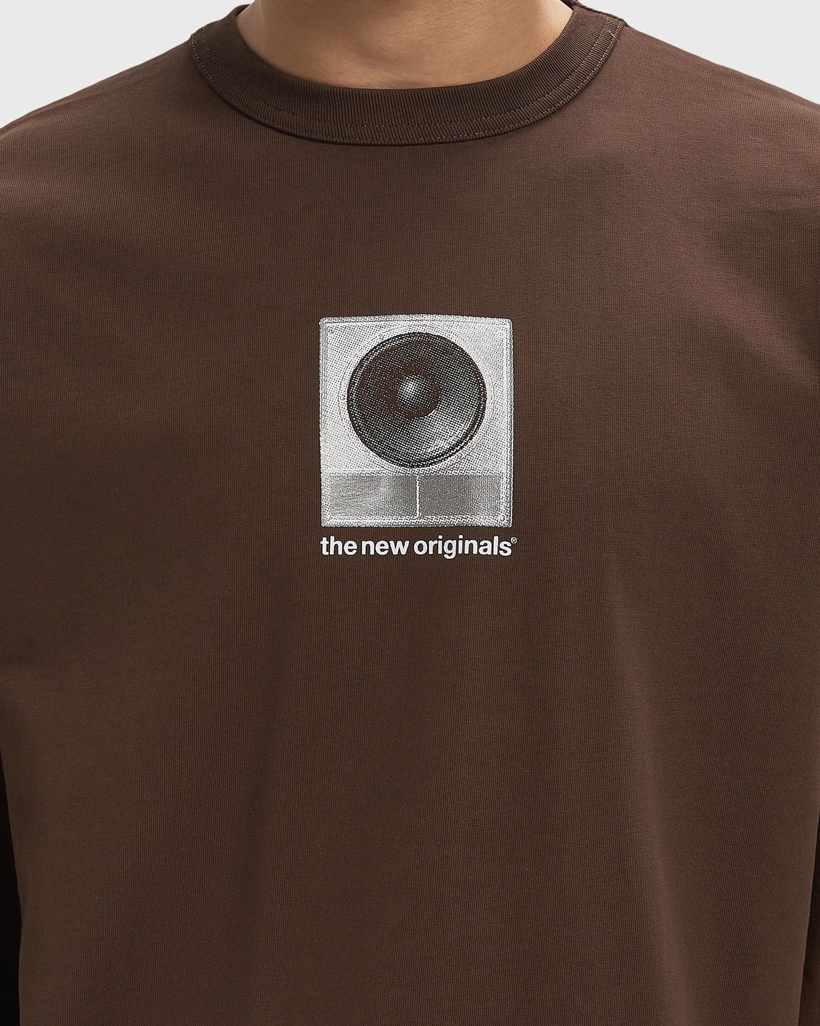 The New Originals SOUND WALL LONGSLEEVE Brown | BSTN Store