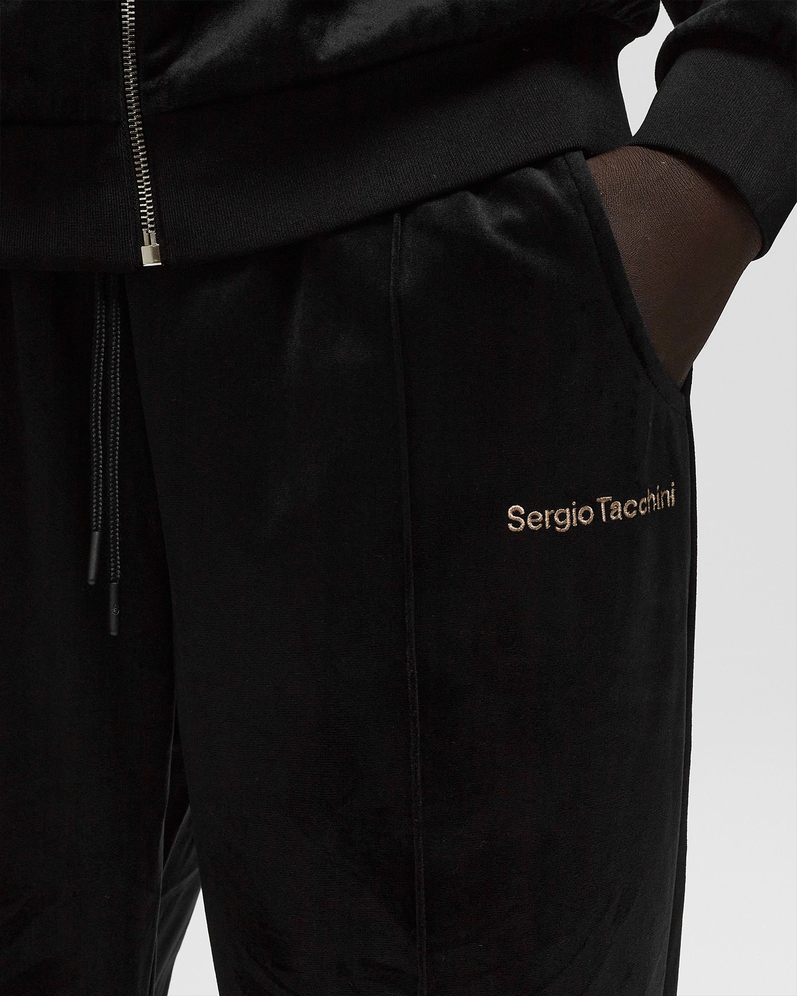 REFINED TRACKSUIT