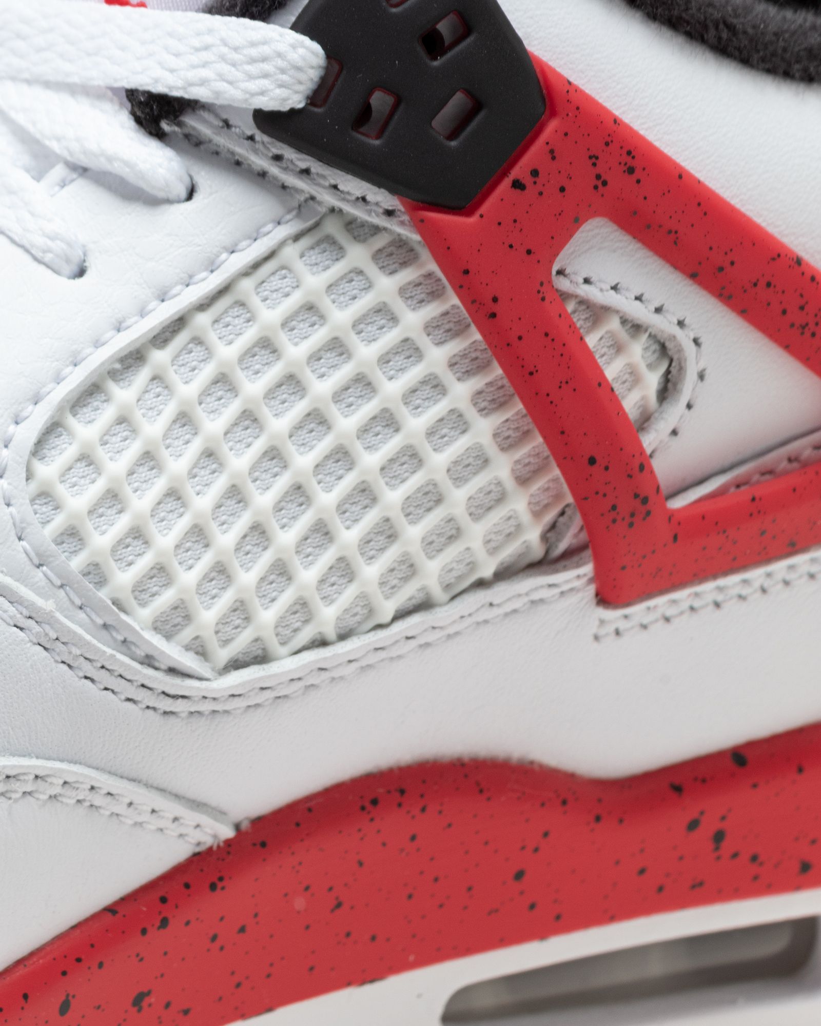 AIR JORDAN 4 RETRO (GS) 'Red Cement'